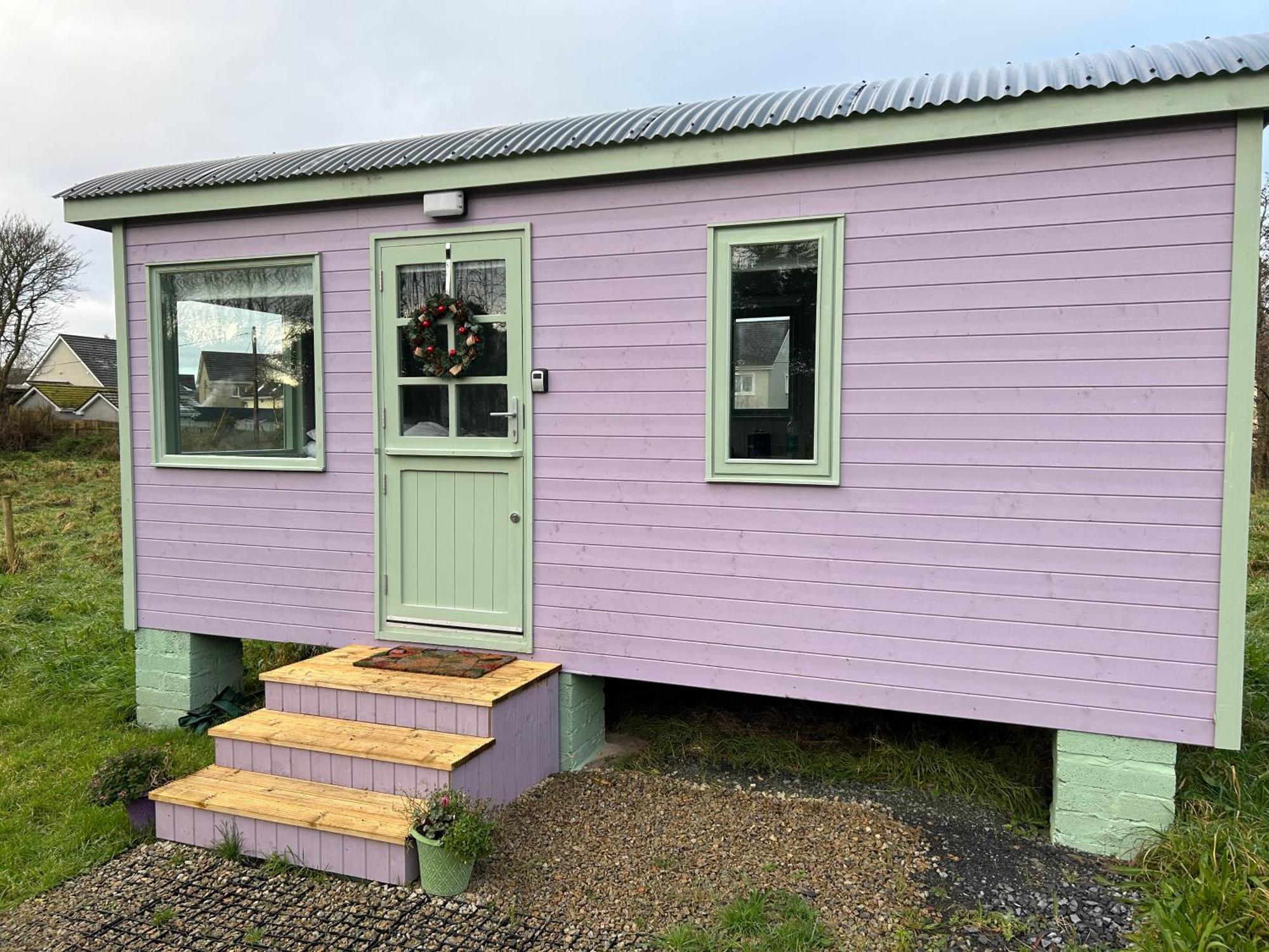 Market Street Shepherd'S Hut Leitrim Dromahair Экстерьер фото